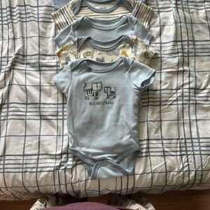 Chick Pea set of 5 Bodysuits